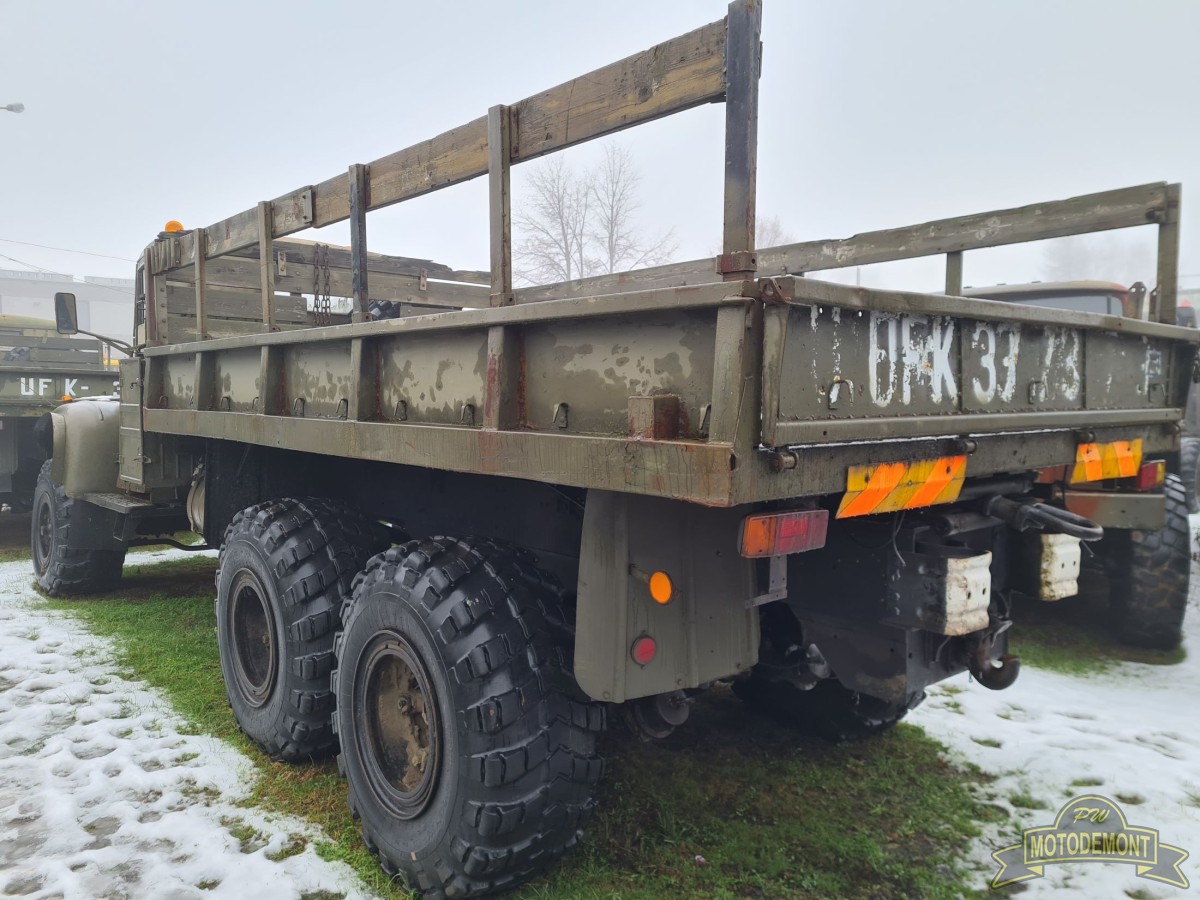Samochód KRAZ 255B